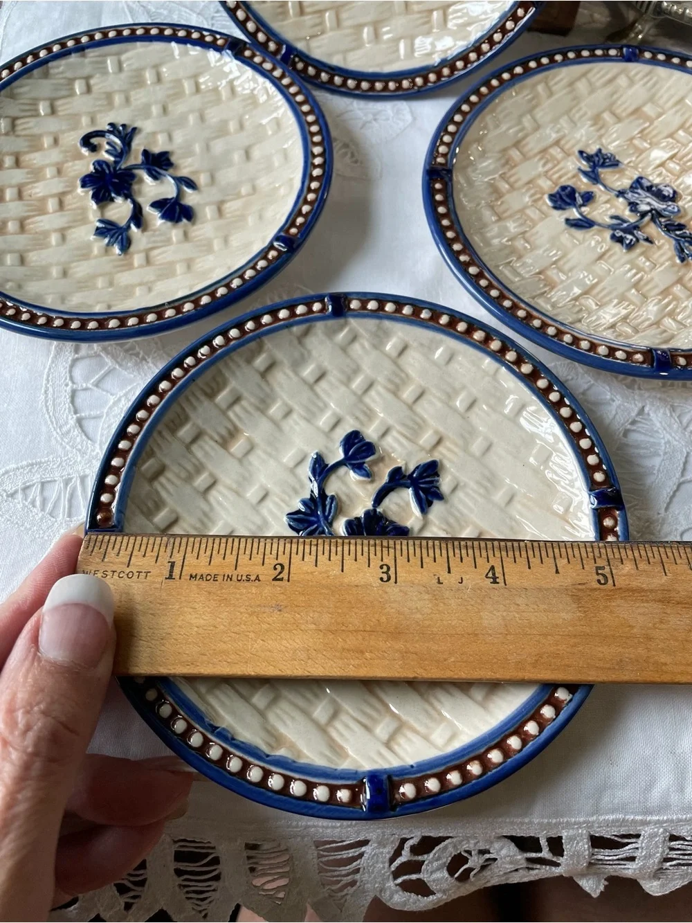 Temptations blue & white lattice ceramic 5.5 plate floral lace